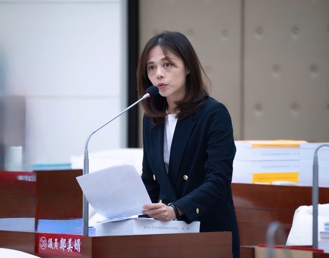 綠議員批人行空間改善停滯 竹市府：依程序推動 | 華視新聞