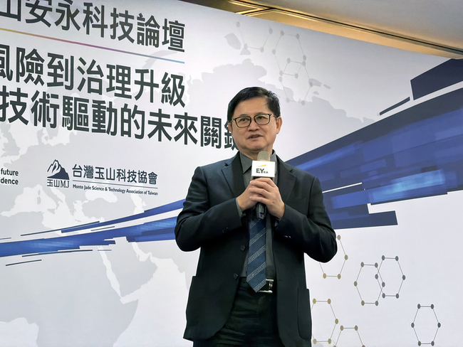 童子賢：記憶體漲價無關代工廠　判斷影響獲利有點奇特 | 華視新聞