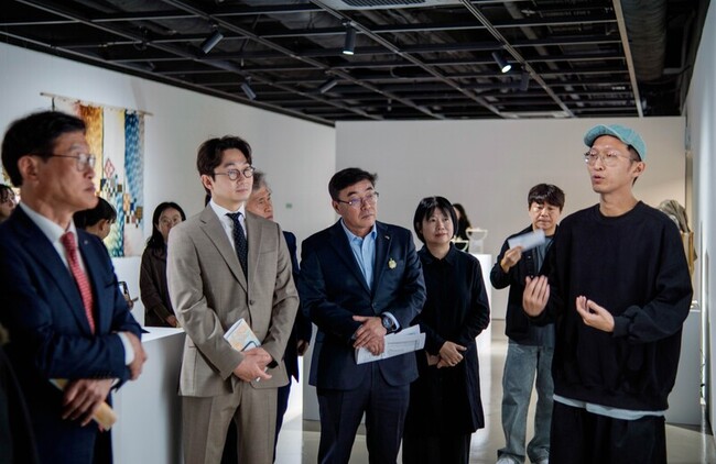 辦展研習、觀察場域　台灣韓國深化交流纖維工藝 | 華視新聞