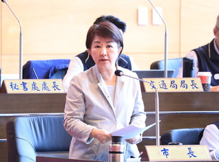 網紅賓賓哥開直播嗆聲校長　盧秀燕：將採法律行動