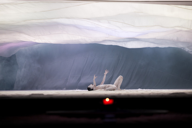 無垢舞蹈劇場「潮」重返國家劇院　再現30分鐘甩髮 | 華視新聞