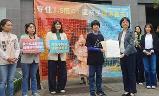 綠色和平：公園藏熱傷害風險　高溫調適應納兒少