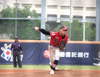 金門農工洪嘉恩想追上許書誠　目標畢業投到145公里