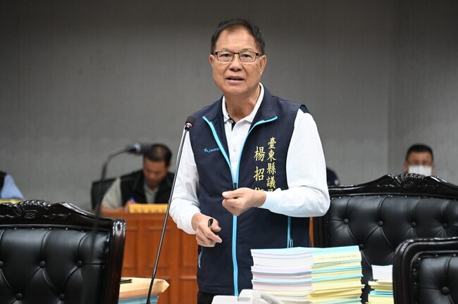 停用魚池遭倒外縣市廢棄物　台東環保局：移送法辦 | 華視新聞