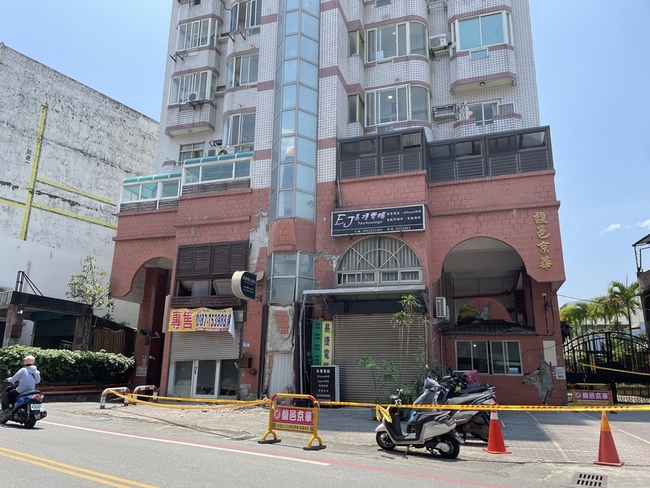花蓮馥邑京華大樓農曆年後拆除　工期暫估6個月 | 華視新聞