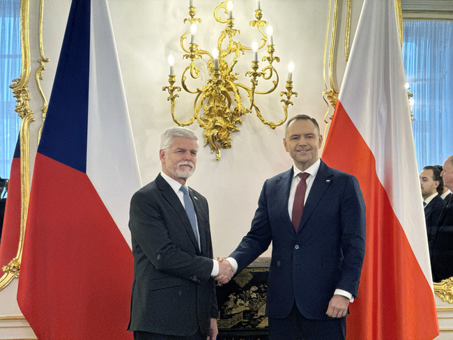 捷克波蘭總統共同聲明  俄羅斯為歐洲安全重大威脅 | 華視新聞