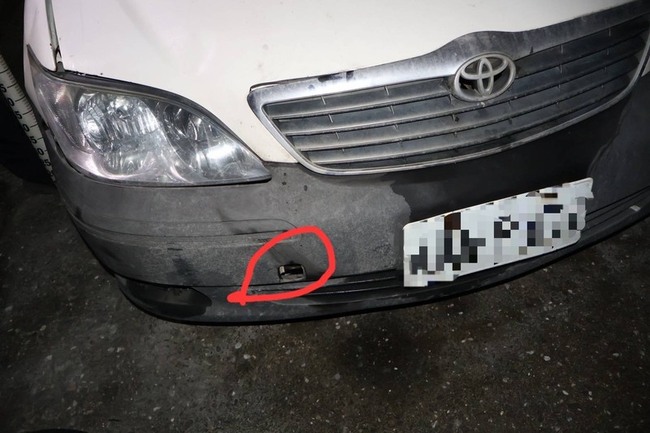 過馬路老婦遭撞重傷  警從拖車鉤蓋線索緝獲肇逃犯 | 華視新聞