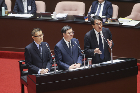 卓榮泰籲心平氣和看待院版財劃法　慎重面對