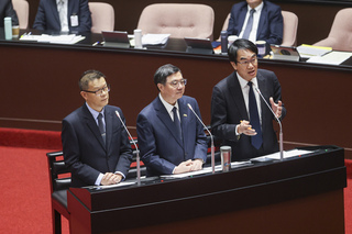 卓榮泰籲心平氣和看待院版財劃法　慎重面對