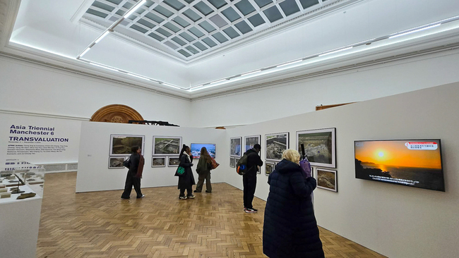 台灣藝術家英國發光　曼徹斯特2展會同步揮灑 | 華視新聞