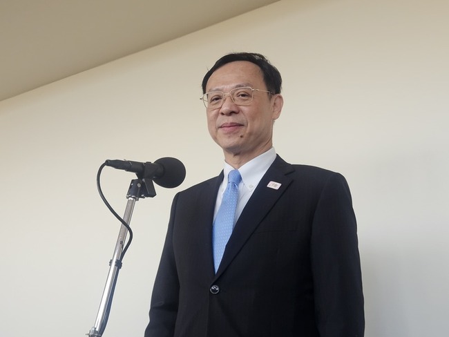 防蘇丹紅化粧品　石崇良：擬納後市場查驗項目 | 華視新聞