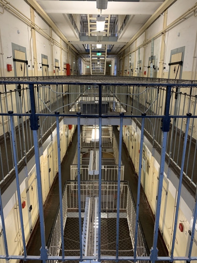 德「開放式監獄」無鐵窗可外出  各邦比例不同掀議論 | 華視新聞