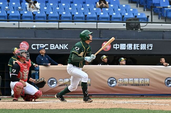 許書誠U18磨練扛壓力敲致勝安　黑豹旗率高苑晉4強 | 華視新聞