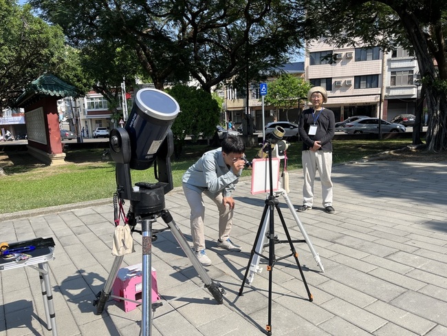 日籍工程師台南引領天文觀測　台日又多一道交流 | 華視新聞