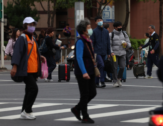 28日清晨探14度　週末回溫後再迎東北季風 | 華視新聞