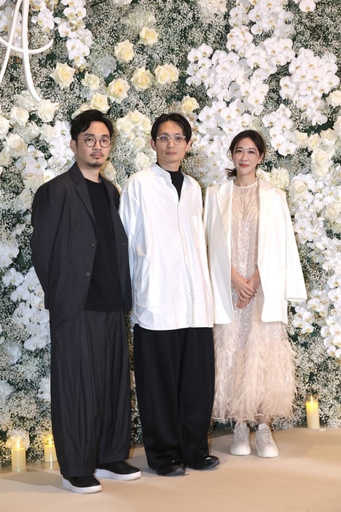 許瑋甯邱澤補辦婚禮如童話故事 回想試婚紗那刻笑了