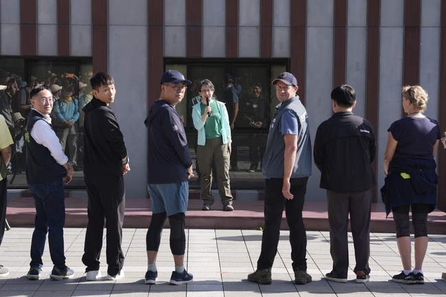 副總統出席淨山活動  推廣健康與永續精神 | 華視新聞