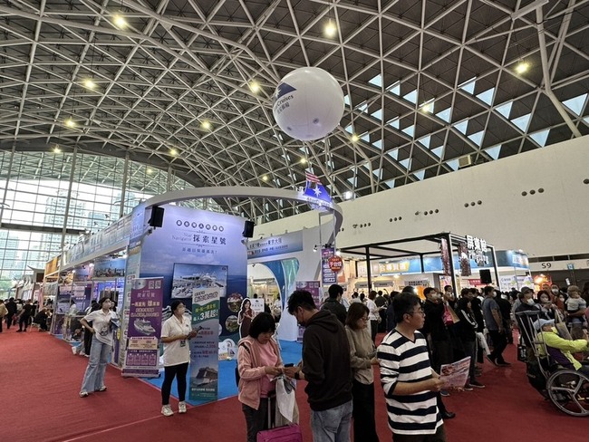 高雄冬季旅展假日人氣升　麗星郵輪推歲末優惠搶客 | 華視新聞