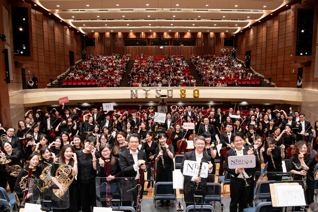 簡文彬指揮國台交80歲團慶音樂會  重返1945年起點 | 華視新聞