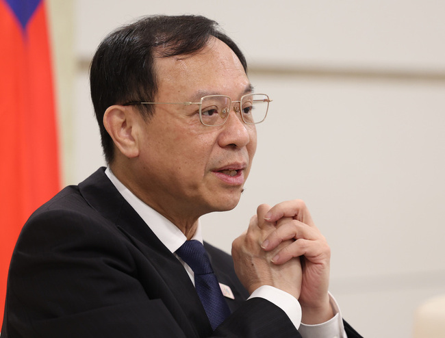 石崇良談醫院評鑑改革　高風險醫美診所也應評鑑 | 華視新聞