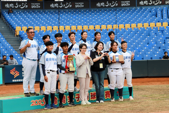 蕭副總統：女子棒球在台灣開花 需社會支持與肯定 | 華視新聞