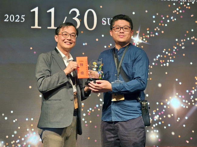 藥師偏鄉送暖　中央社獲台灣藥事報導獎特優 | 華視新聞