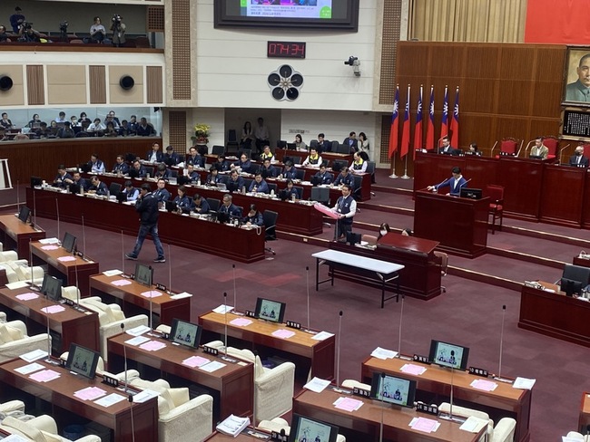 綠議員談雙城論壇立場 蔣萬安：中華民國台北市長 | 華視新聞