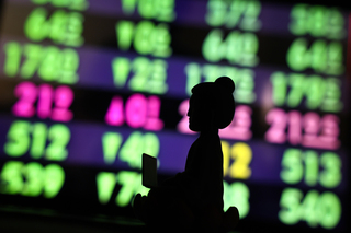 外資賣超243億元　提款元大台灣50、布局金融鋼鐵股