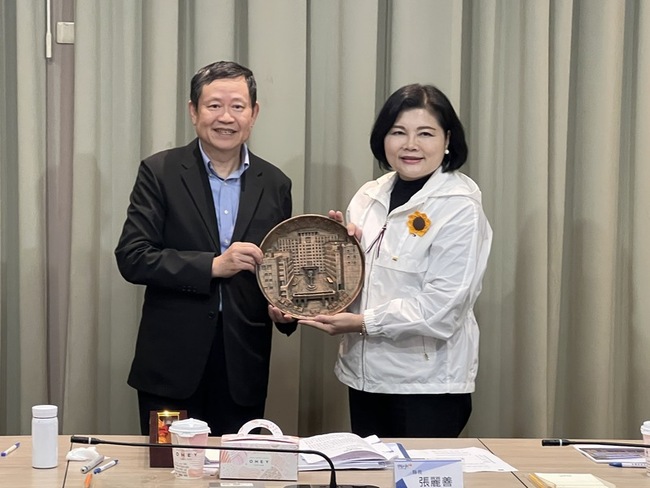 張麗善盼公務人力到位　考試院：追蹤管考精進制度 | 華視新聞