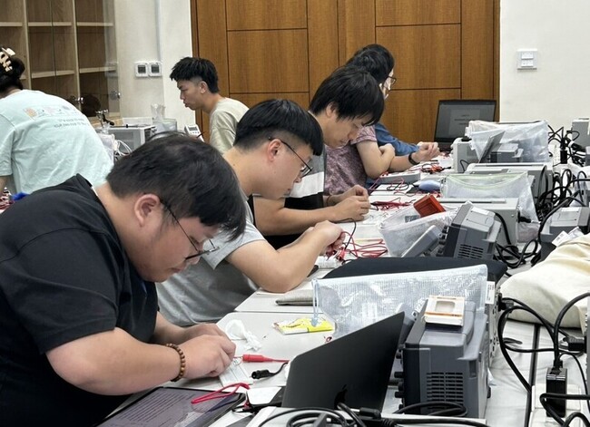 陽明交大高雄校區開博碩士課程　招收在地科技人才 | 華視新聞