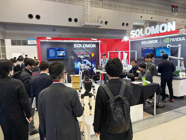 日本機器人展　所羅門秀人形機器人自主理解行動 | 華視新聞