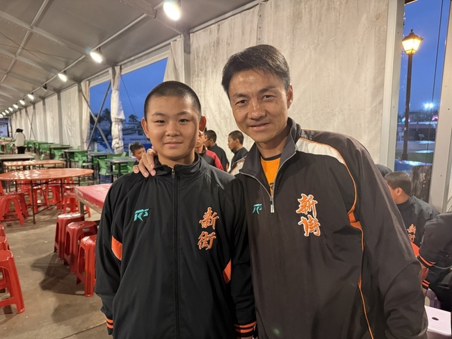 威力盃南投2戰24分火力猛　教頭之子紀均叡滿貫砲 | 華視新聞