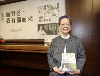 簡靜惠新書發表  分享面對老去的心得與幽默