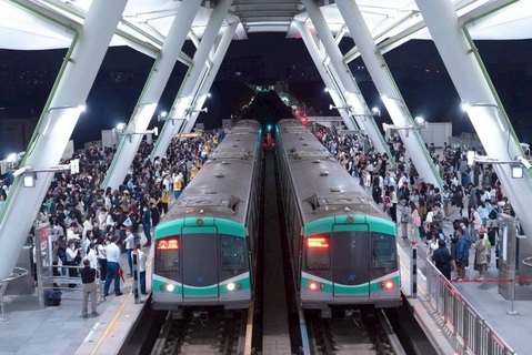 AAA移師高雄頒獎 捷運單日運量逾35萬再創新高