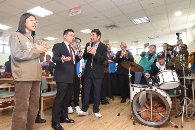 中央挹注經費設立　苗栗苑裡日照中心揭牌啟用 | 華視新聞