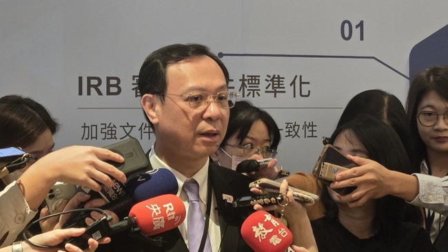 連文彬辭世　石崇良感念行醫「靠心」金句 | 華視新聞