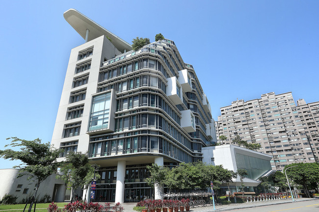 新北圖書館推高中職建築繪畫比賽　第1名獎金2萬元 | 華視新聞