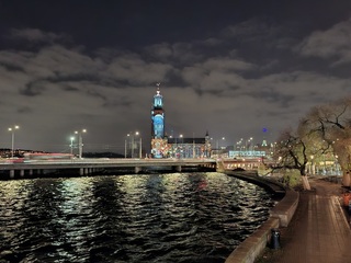 諾貝爾燈節向和平致意　點亮斯德哥爾摩黑暗冬夜