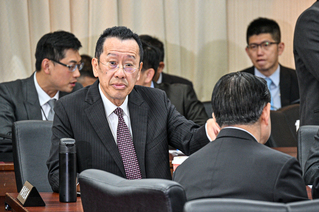 炸藥標案掀議　顧立雄：能取得原廠許可證明就可履約