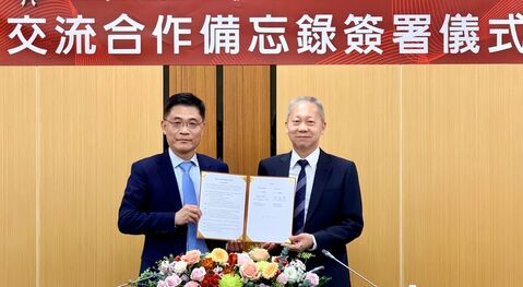 中科院與成功大學簽署MOU 強化先進無人載具技術