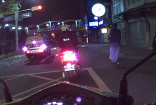 桃園醉男騎電動滑板車上路　酒測超標警方逮人送辦