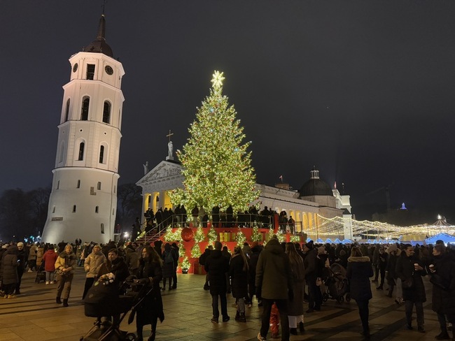 維爾紐斯獲選歐洲耶誕之都  創意邀民眾提前過節 | 華視新聞