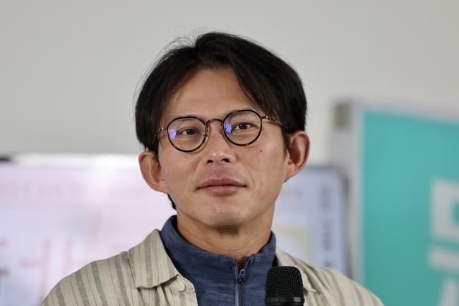 黃國昌批府院不副署為憲政災難　綠委：只是先踩剎車 | 華視新聞