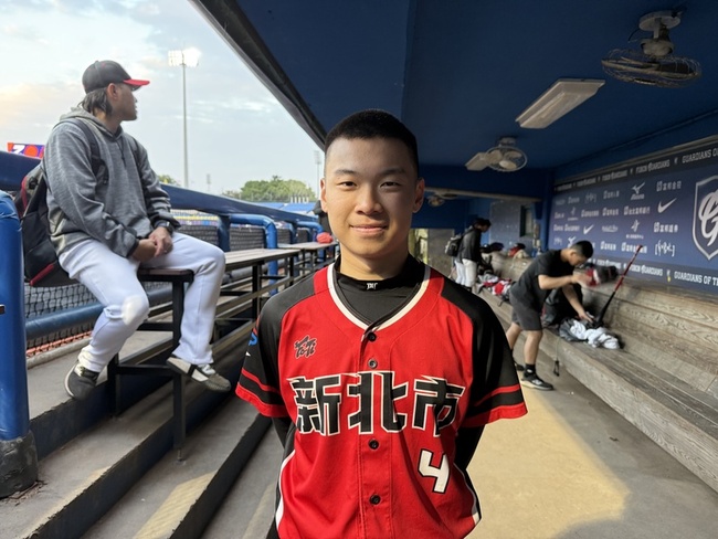 新北U18白隊搶勝　游子慶爆發力優於哥哥游承勳 | 華視新聞