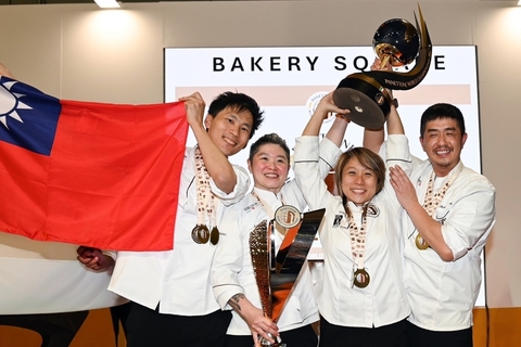 台灣4麵包主廚組隊 勇奪世界盃聖誕麵包冠軍