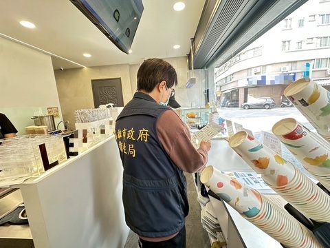高雄稽查市售含咖啡因飲品 36家均依規定標示
