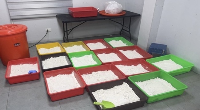 台南製毒集團藏身田野煉毒　刑事局逮2嫌續追上游 | 華視新聞