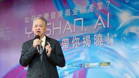 足協12/20補選理事長 張璨同額競選強調協會透明化