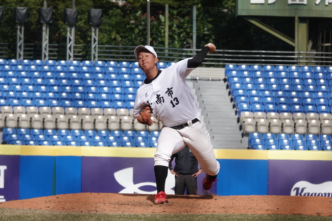 新北U18左投姜晉錫先發好投  台南市奪2勝晉複賽 | 華視新聞