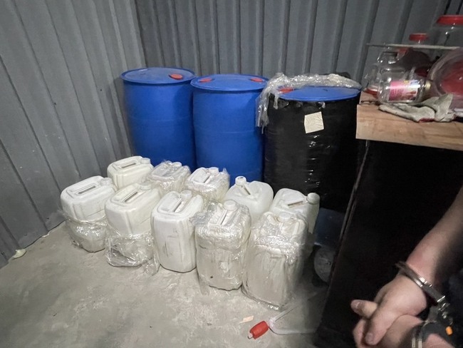 大型製毒廠隱身苗栗遭查獲　阻40萬包毒咖啡流出 | 華視新聞